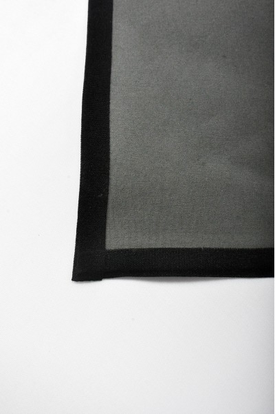 SEML001訂做搖粒絨款無縫熱帖款式   自訂無縫熱帖款式  黏合無縫  熱熔膠膜 熱壓無縫 設計無縫熱帖款式   無縫熱帖款式製衣廠 後面照